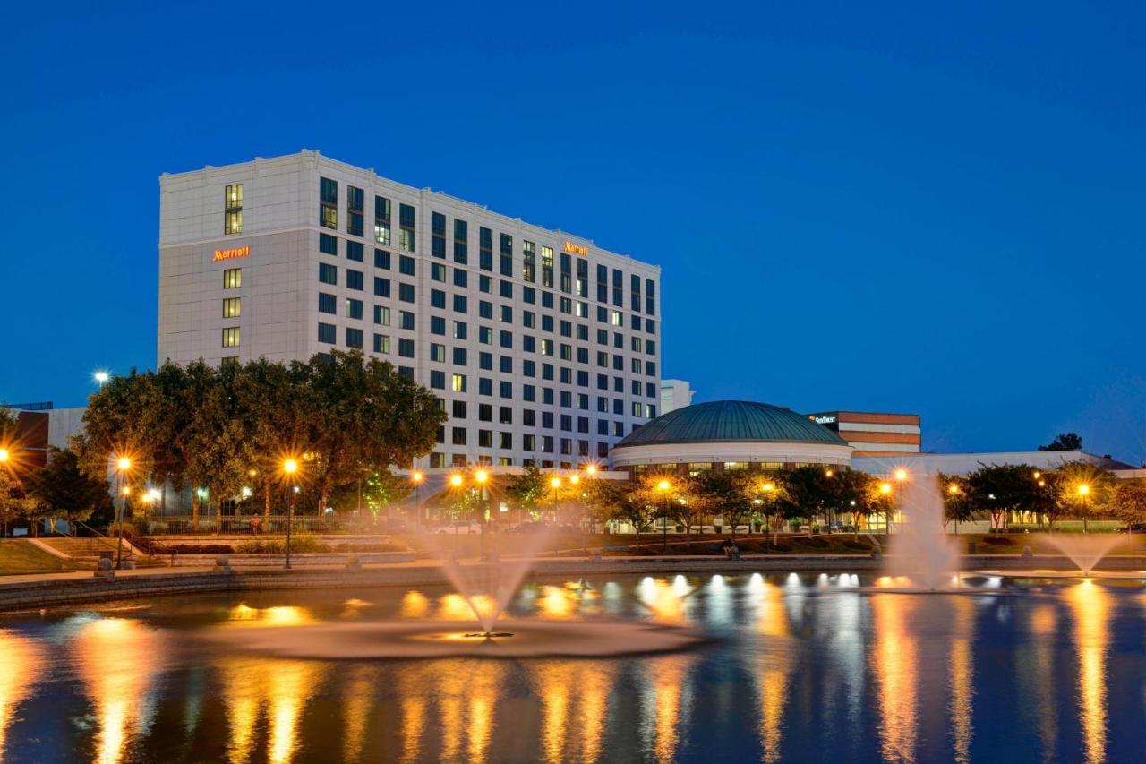 Hotel Newport News Marriott At City Center Exterior foto