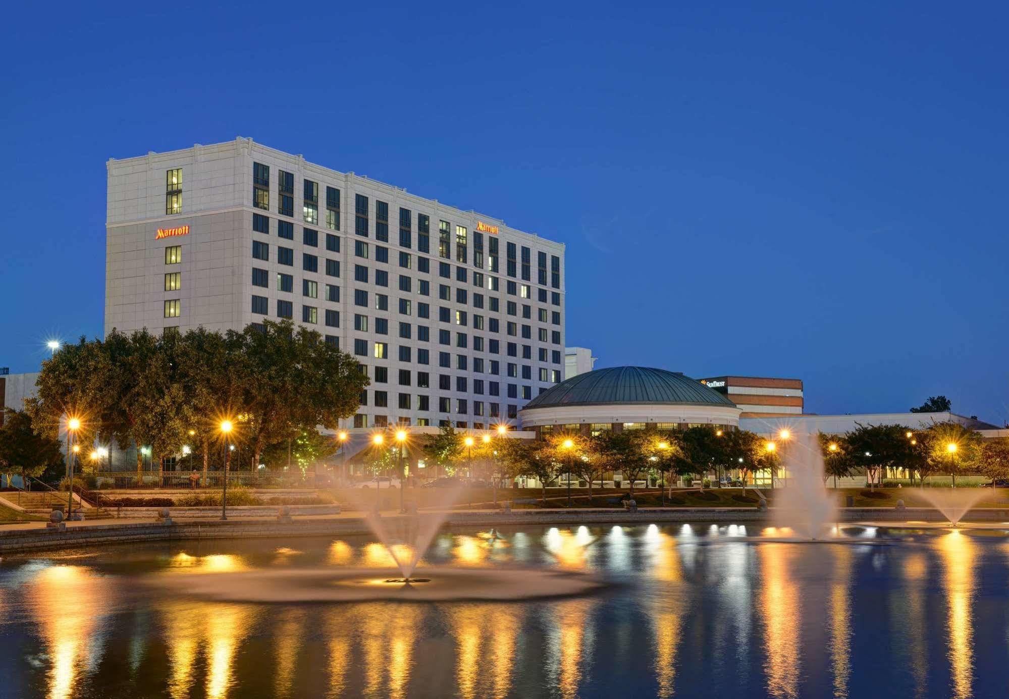 Hotel Newport News Marriott At City Center Exterior foto